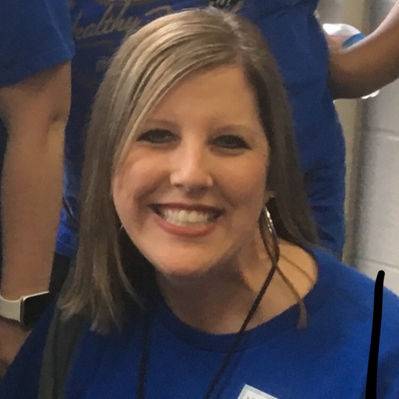 Meet your Posher, Maryanne - Picture 2 of 2